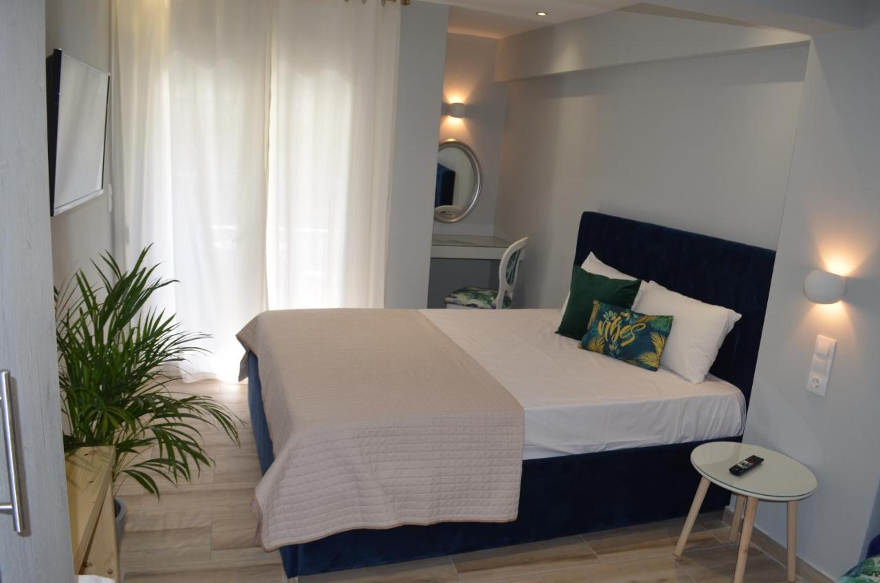 مدينة سكياثوس Kastro Luxury Studios And Mezonette المظهر الخارجي الصورة