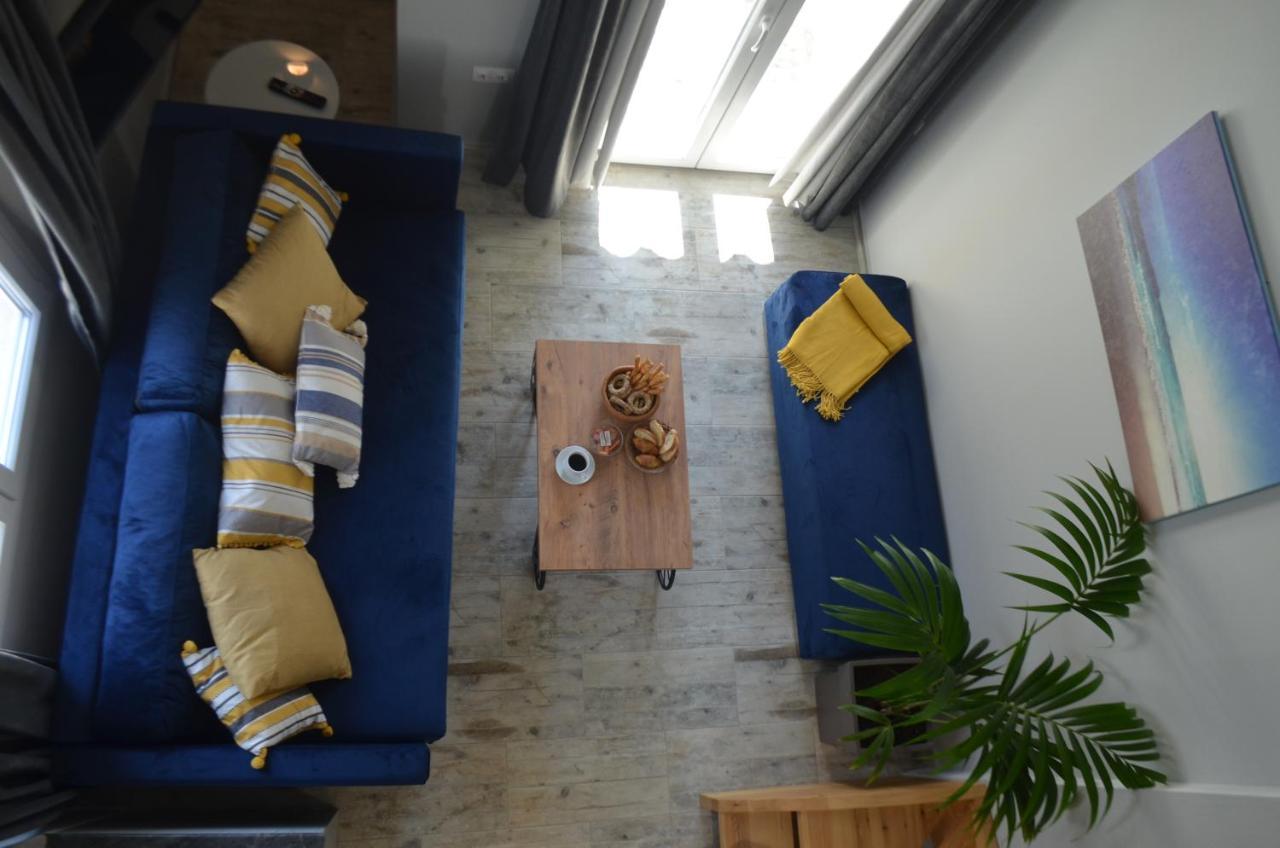 مدينة سكياثوس Kastro Luxury Studios And Mezonette المظهر الخارجي الصورة