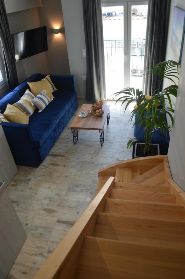 مدينة سكياثوس Kastro Luxury Studios And Mezonette المظهر الخارجي الصورة